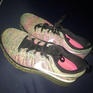 Nike Flyknit Max